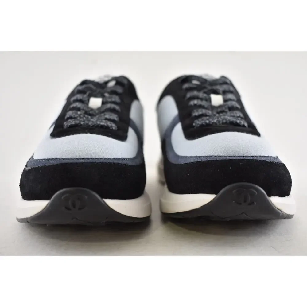 Chanel 22B Black Blue White CC Logo Suede Lace Up Flat Runner Trainer Sneaker 40